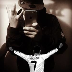 Meet your Posher, Ronaldo